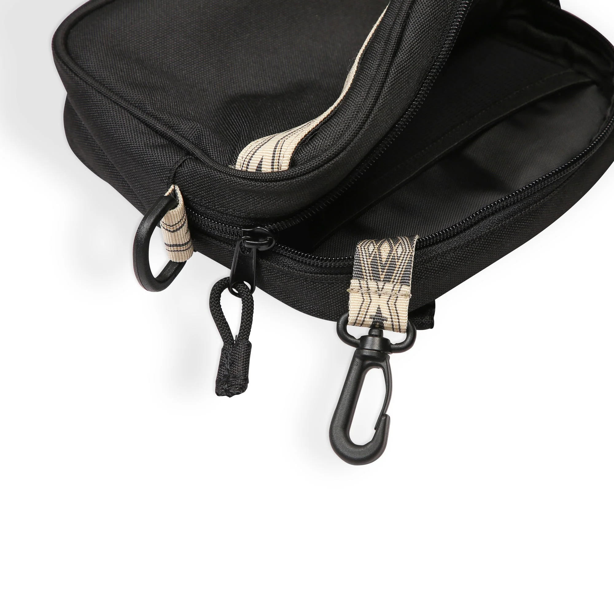 KAVU Globetrot Bag (Raven) - Image 4